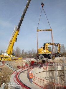 location pelleteuse GPS chantier métro grand paris express 