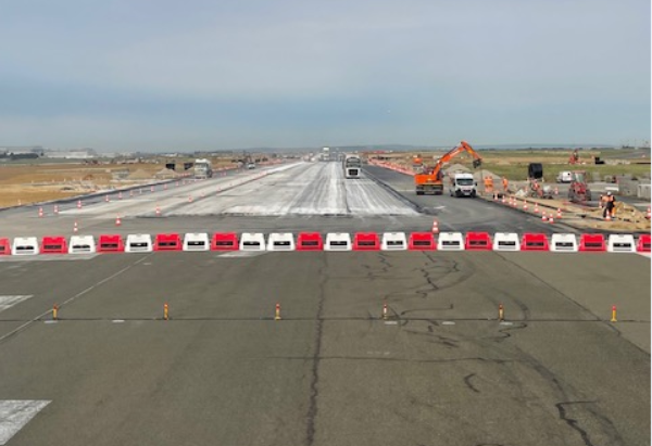 location d'egnins de TP avec chauffeur pour travaux dans l'aéroport de Paris CDG